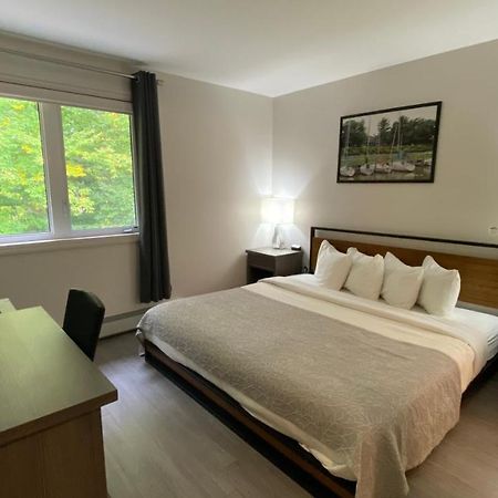 Amber Hotel Grand Bend Esterno foto