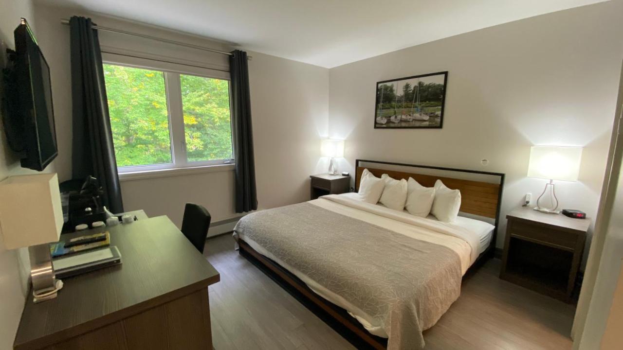 Amber Hotel Grand Bend Esterno foto