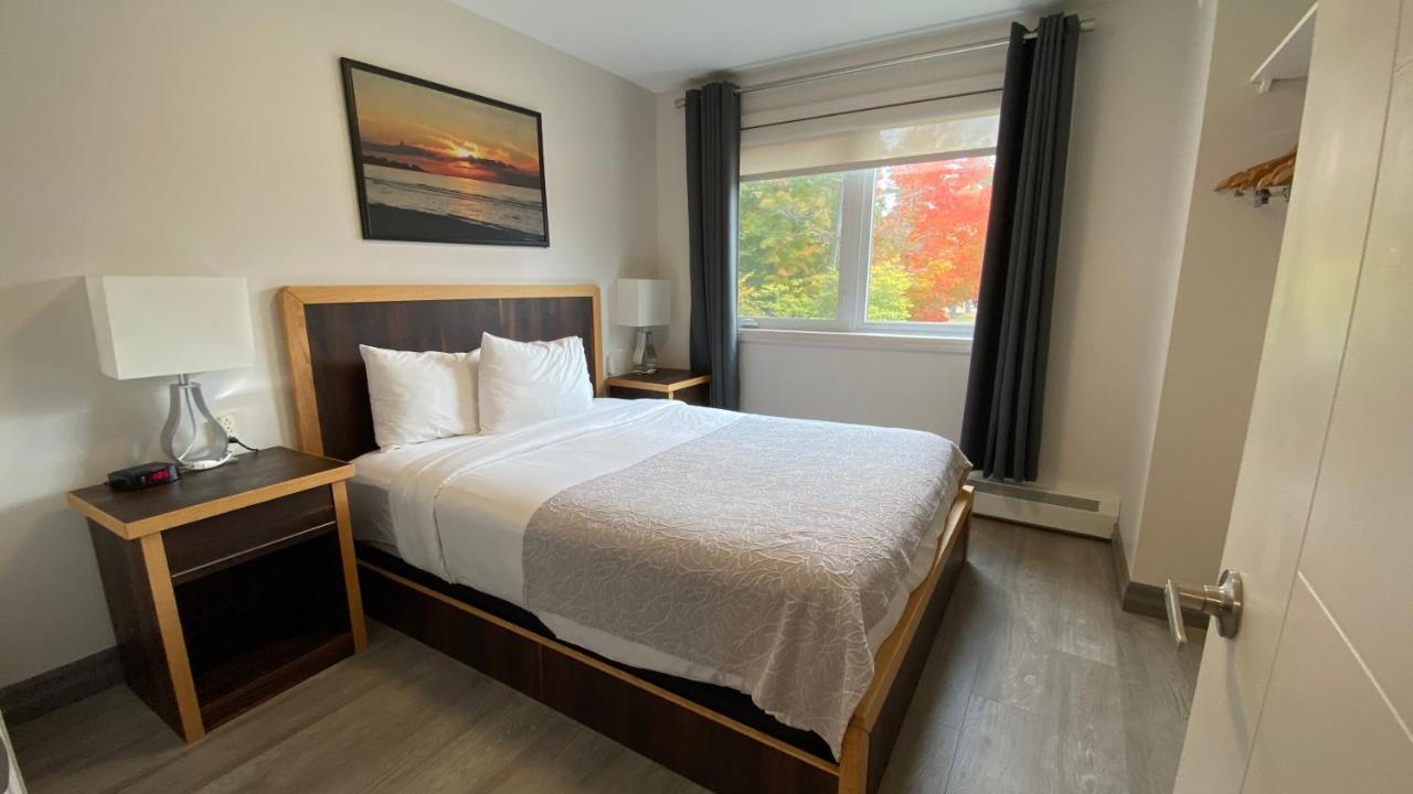 Amber Hotel Grand Bend Esterno foto