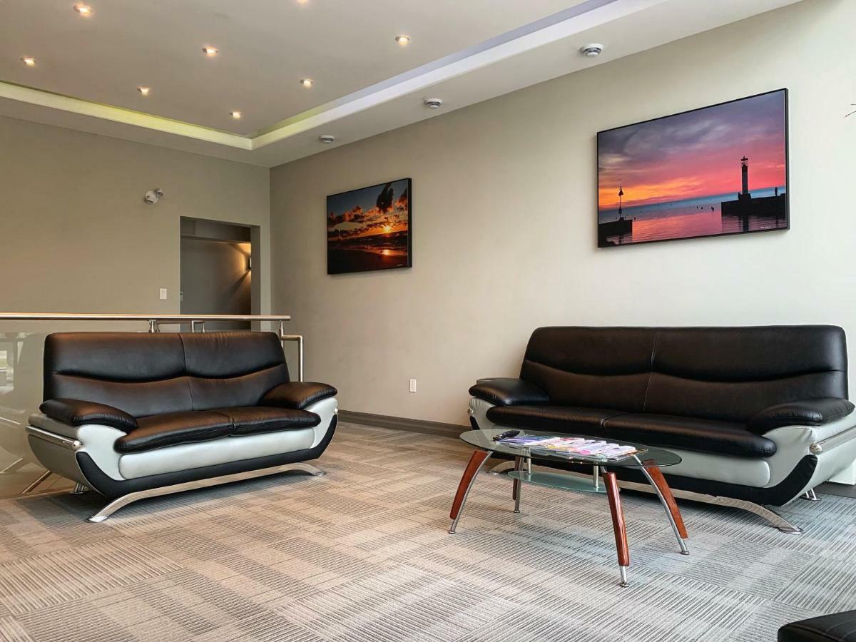 Amber Hotel Grand Bend Esterno foto